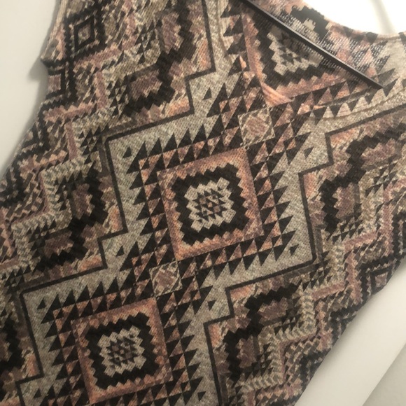 Ginger G size small knit shirt - Picture 3 of 4